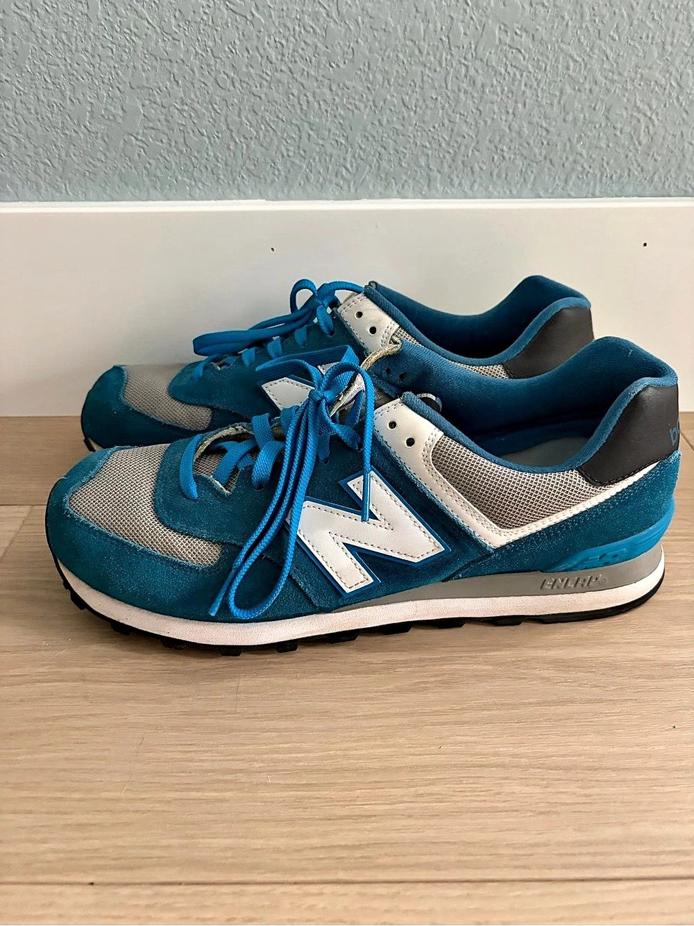 Men’s New Balance 574 Classic Sneakers Blue & Gray US 10.5